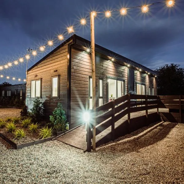 Black Bull Retreat, Barmston with Private Hot Tubs、スキップシーのホテル