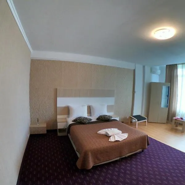Hotel Mon Caprice, viešbutis mieste Măgurele