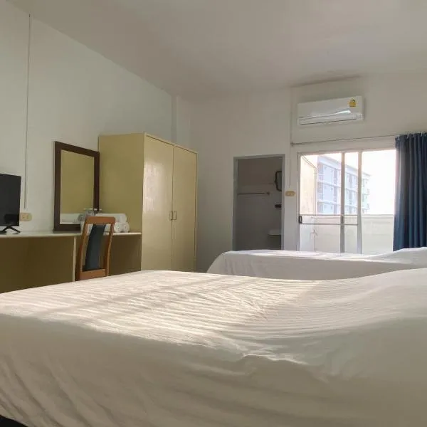 Monta Apartment, hotel v destinaci Bang Saen