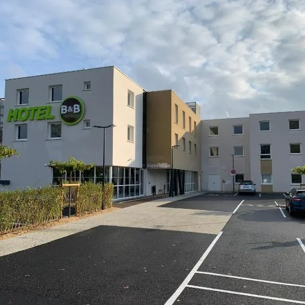 B&B HOTEL Ouistreham، فندق في اويسترهام