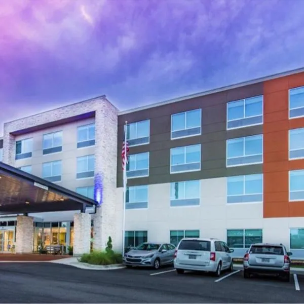 Holiday Inn Express & Suites - Milledgeville by IHG, hotel in Milledgeville