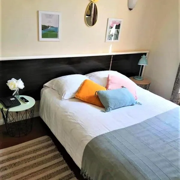 Hôtel Le Victoria – hotel w mieście Draguignan