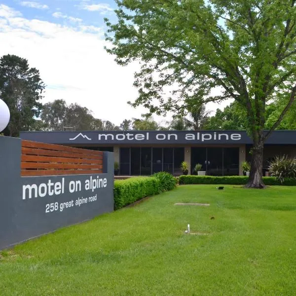 Myrtleford Motel on Alpine, hôtel à Mudgegonga