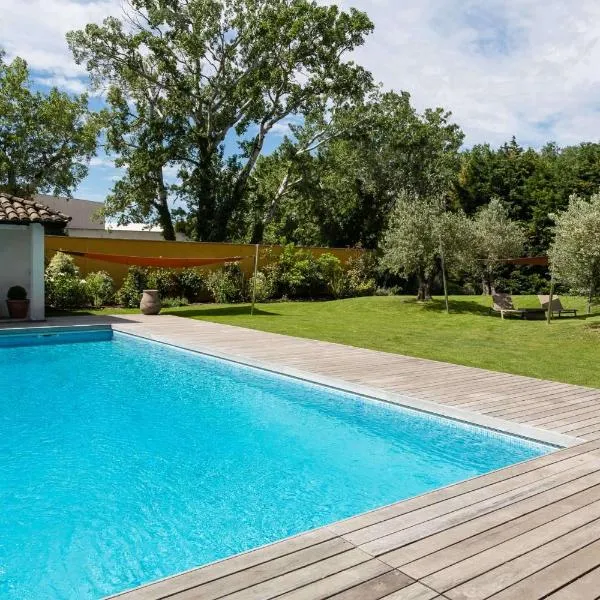 Best Western Plus Le Lavarin, hotel v Avignonu