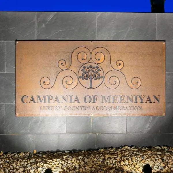Campania Spa Suite 3, hotel in Meeniyan