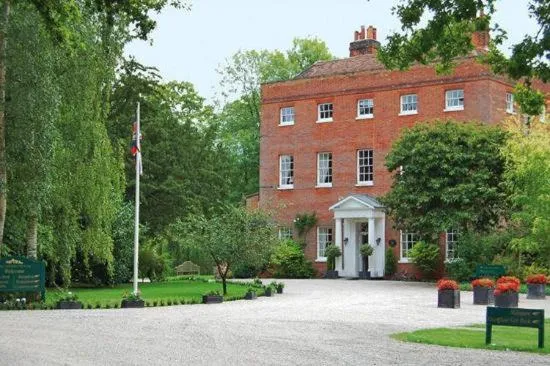 Mulberry House, hotell sihtkohas Ongar