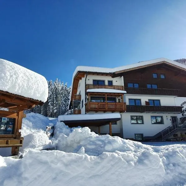 OLYMPIA Privathotel Garni, hotel v mestu Sankt Jakob in Defereggen