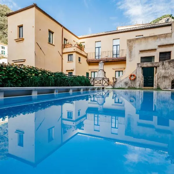 Amalfi Resort, hotel v Amalfi