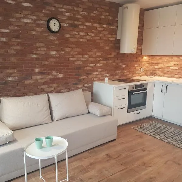 Apartament Młynarska - indywidualny dostęp, khách sạn ở Piaseczno