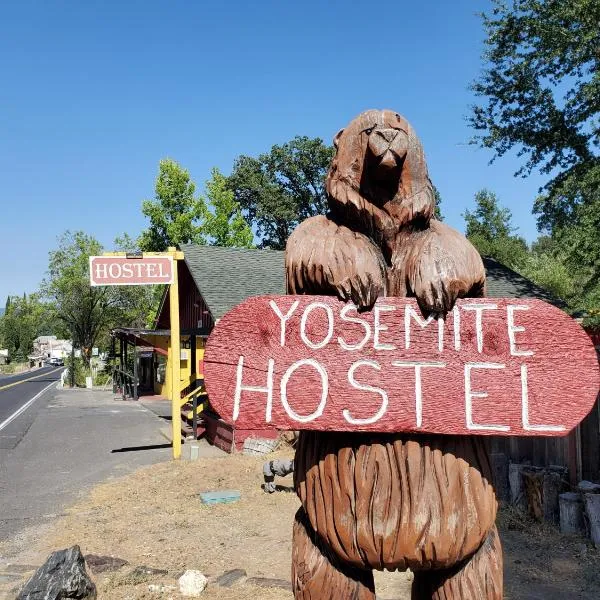 Yosemite International Hostel, hotell i Groveland