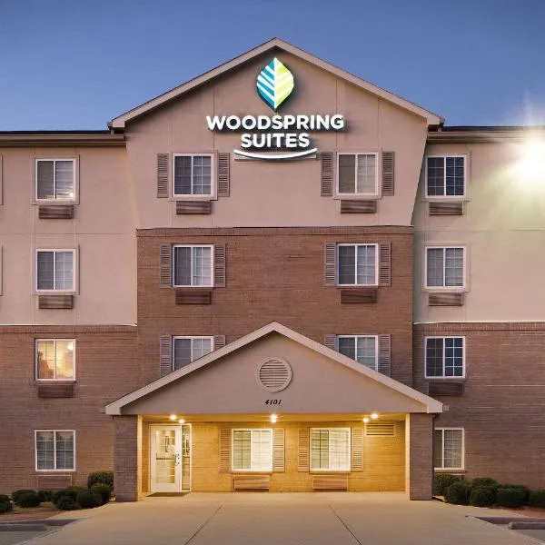 WoodSpring Suites Fort Worth Forest Hill, hotel di Forest Hill