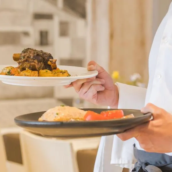 Hotel Jeni & Restaurant, ξενοδοχείο σε Es Mercadal