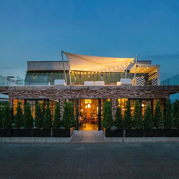 OPHELIA Lounge Restaurant Hotel, hotel in Rovato