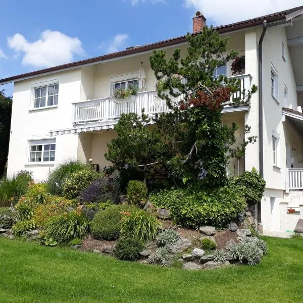 Ferienwohnung Wenzl, hotel u gradu Schnaitsee