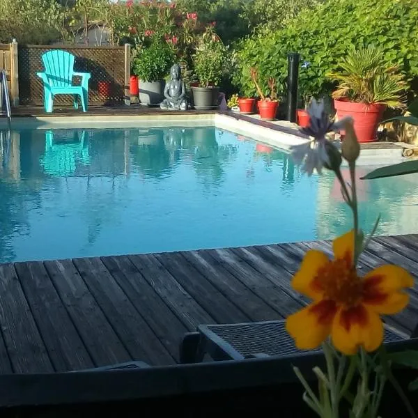 Gîtes Mas de la Musardière, ξενοδοχείο σε Les Assions