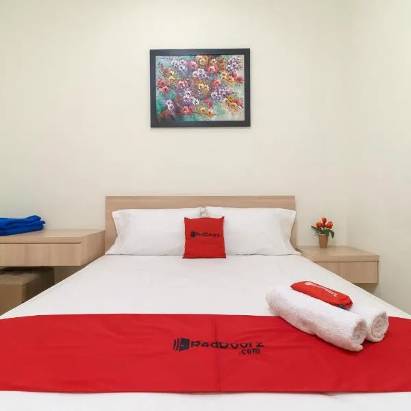RedDoorz Syariah @ Cinere Depok, hotel v destinaci Depok