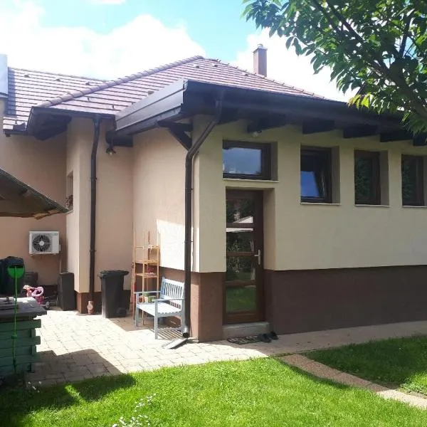 Aranypatak apartmanház, hôtel à Szombathely