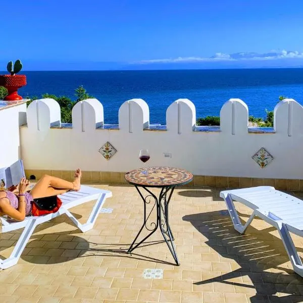 Seafront House Gabbiano Azzurro, hotel v destinácii Santa Flavia