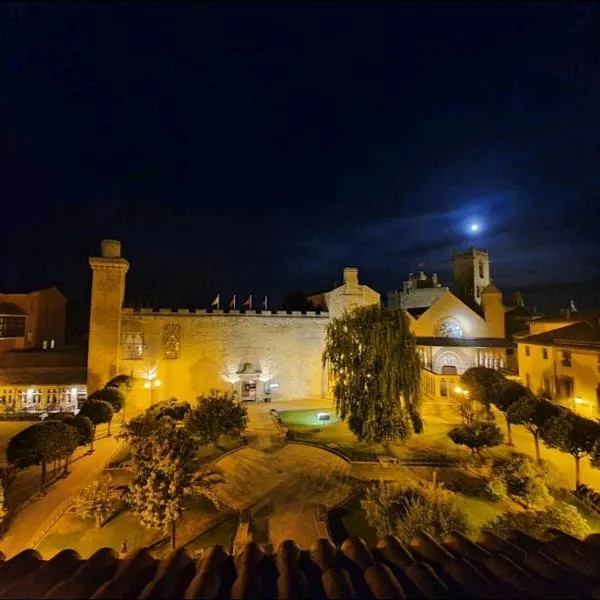 B&B La Atalaya, hotel v destinaci Olite