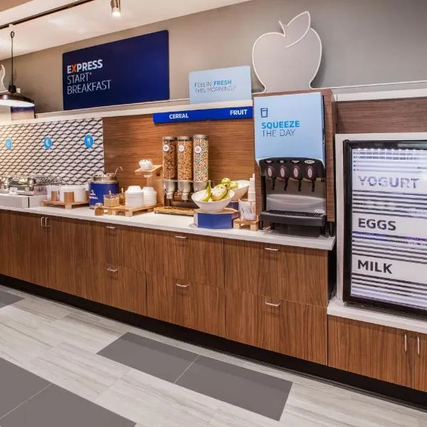 Holiday Inn Express & Suites - Lindale by IHG, hotel v destinaci Lindale