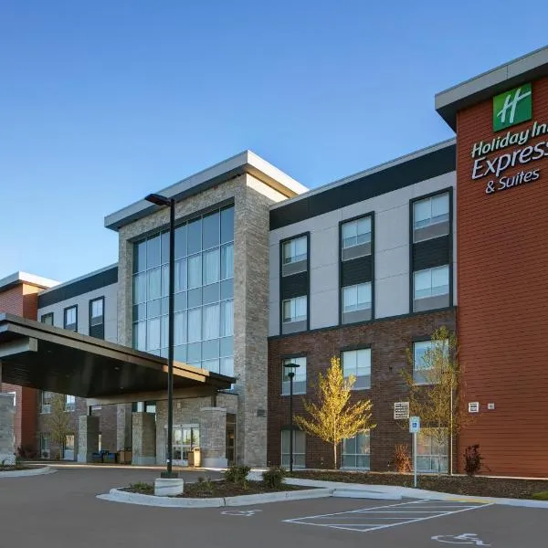 Holiday Inn Express & Suites - Milwaukee - Brookfield, an IHG Hotel, hotel di Waukesha