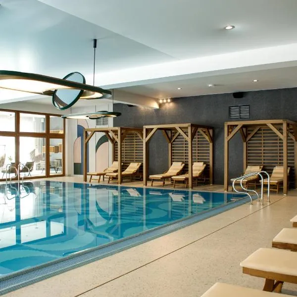 Artus Resort โรงแรมในคาร์ปัตซ์