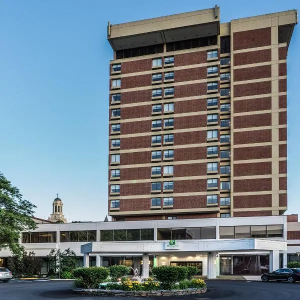 Holiday Inn & Suites Pittsfield-Berkshires by IHG, hotel v destinaci Pittsfield