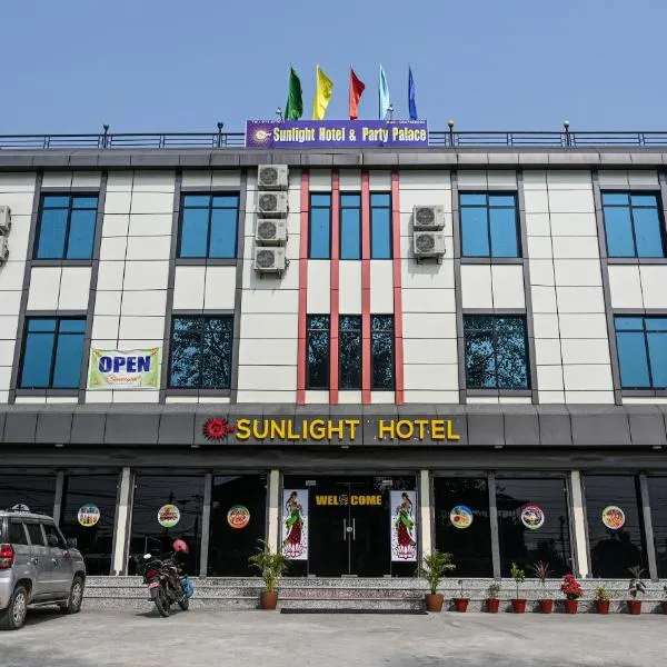 New sunlight Hotel, hotel v destinaci Kerwānī