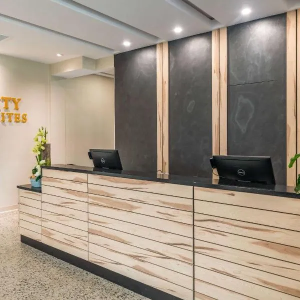 Quality Inn & Suites, hotel v destinaci Mont-Joli