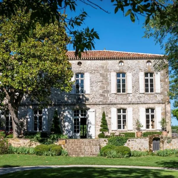 Maison Le Sèpe - Vignoble Bio et Maison d'hôtes, hotell i Blasimon