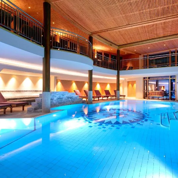Ayurveda Resort MANDIRA, hotel di Bad Waltersdorf