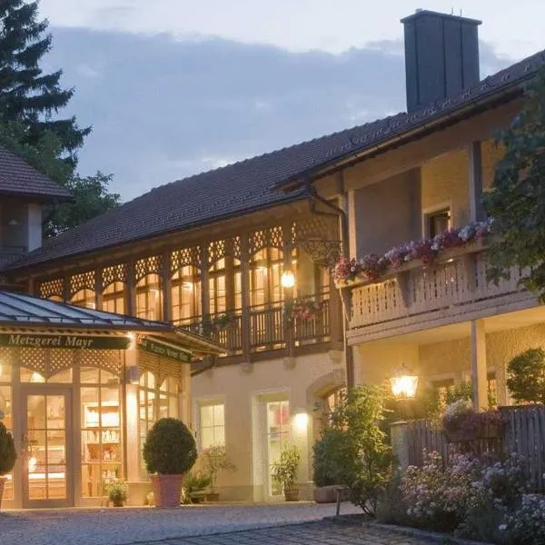 Gasthof Mayrwirt, hotel en Saaldorf