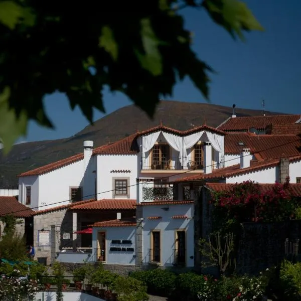 Hotel Rural Quinta da Geia, hotel v destinaci Aldeia das Dez