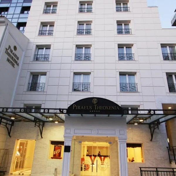 Viesnīca Piraeus Theoxenia Hotel pilsētā Pireja