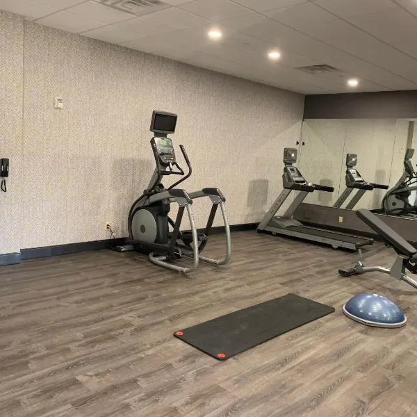 Holiday Inn Baton Rouge-South by IHG、バトンルージュのホテル