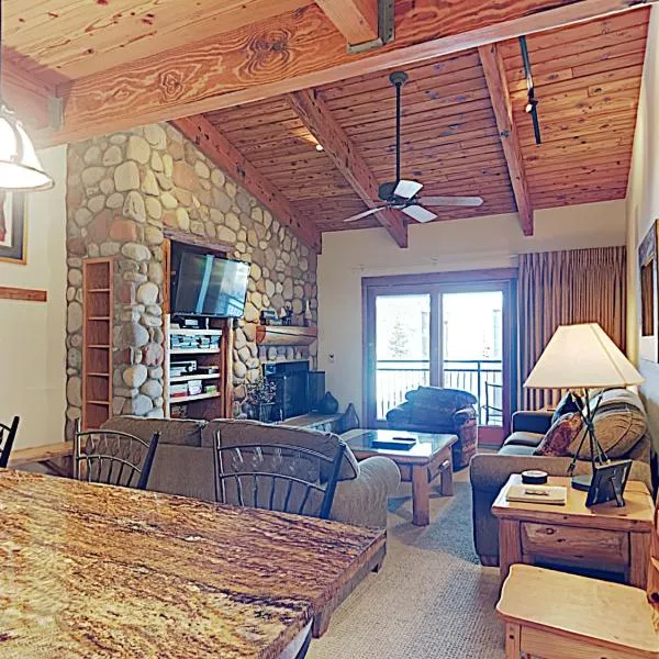 Timberline Condominiums 1 Bedroom plus Loft Deluxe Unit C3B, hotel v destinaci Snowmass Village