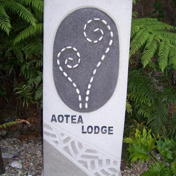 Aotea Lodge Great Barrier, hotel in Tryphena