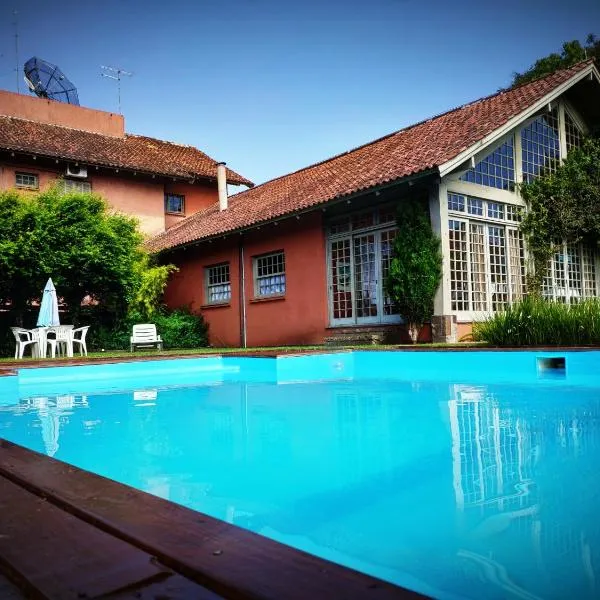 Pousada Casa Rosa, hotel v destinaci Canela