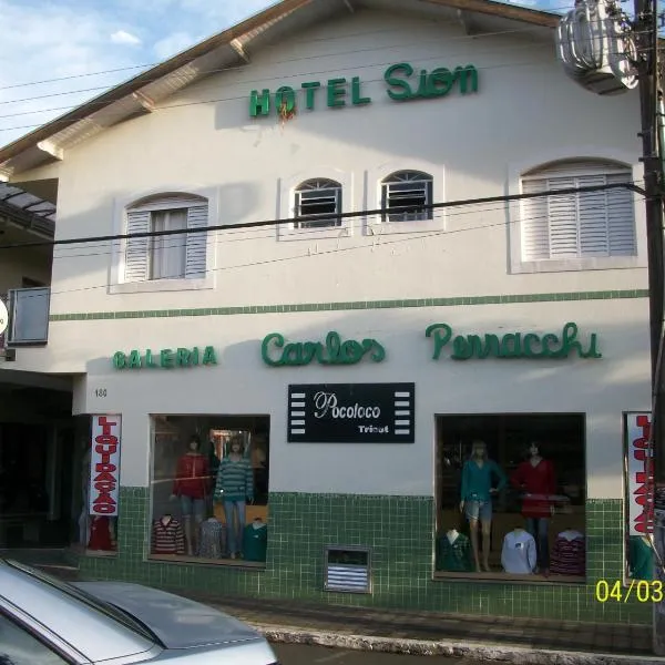 Hotel Sion, hôtel à Monte Sião