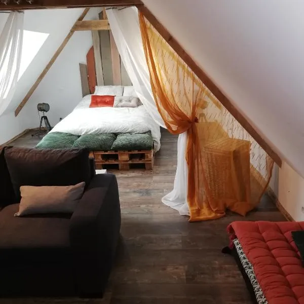 D'ici et d'ailleurs – hotel w mieście Raids