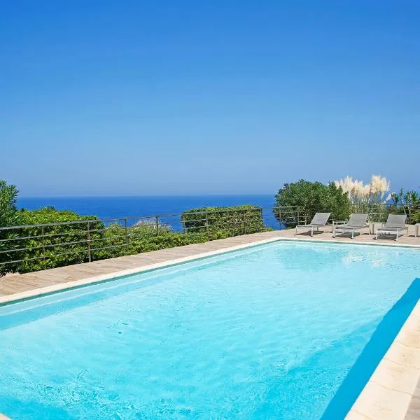 Le Saint Erasme, Hotel Eco Friendly – hotel w Calvi