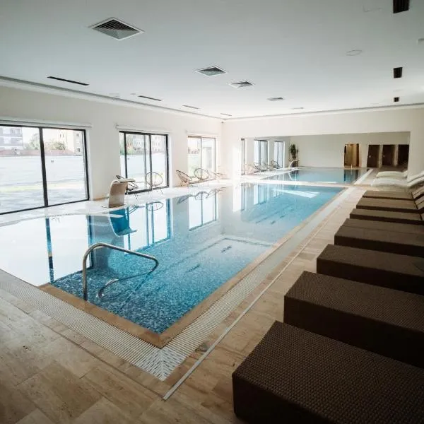 Hotel Barcode Wellness & Spa, hotel en Sombor