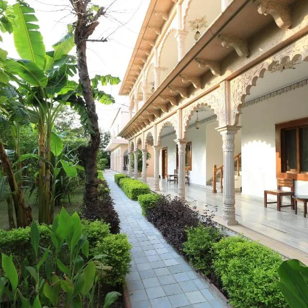 Hotel Sunbird, Hotel in Bharatpur