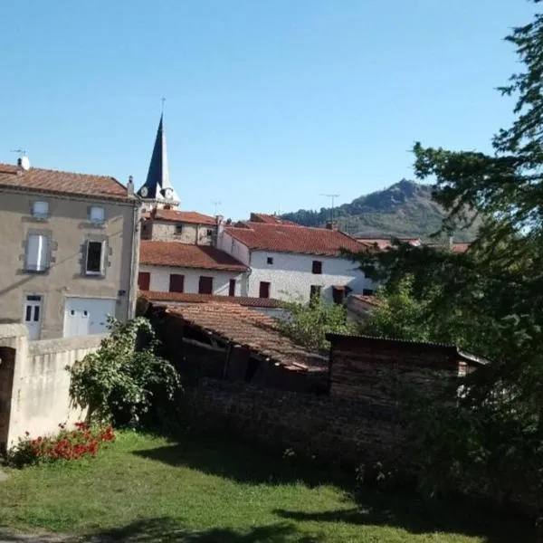 Chez Fabienne T1, hotel v destinaci Le Breuil-sur-Couze
