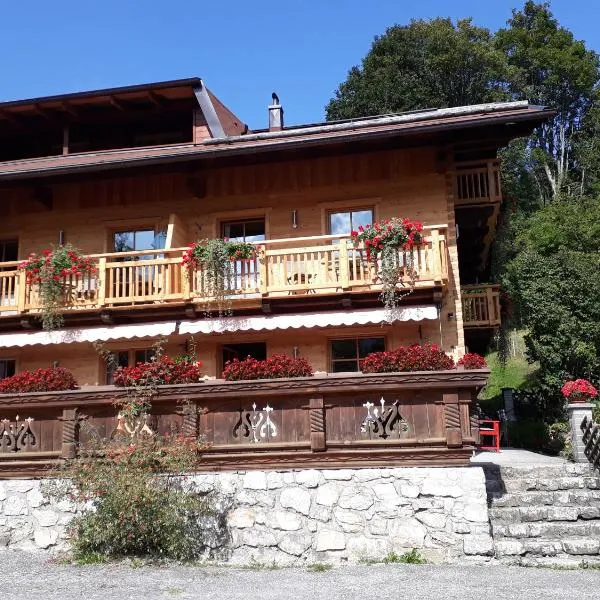 Bauernhof Waldesruh, hotel v destinaci Tannheim