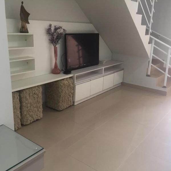 Casa Enseada próximo ao mar e comércios com 2 ar split - Foto 5