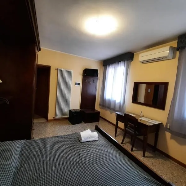 Affittacamere Canal, hotel in Borso del Grappa