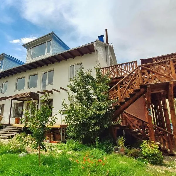 Matsunoki, hotel v destinaci Karakol