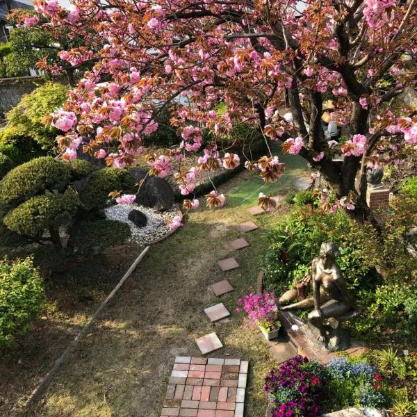 Sakura house, отель в Киото