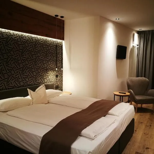 Hotel Cevedale Living Romance Hotel, hotel in Cogolo